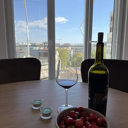 Vale Apartamento Golem (Tirana)